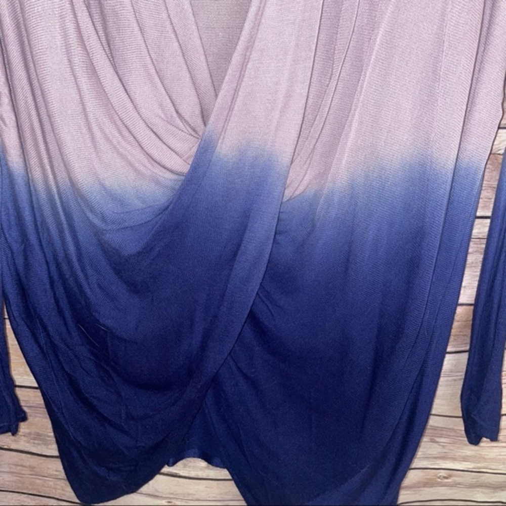 Ombré Purple Deep V High-Low Top - Picture 4 of 8